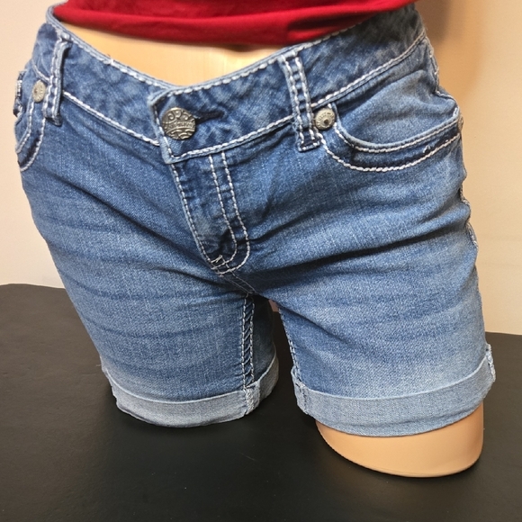 Amethyst Blue Jean Shorts - Picture 4 of 11